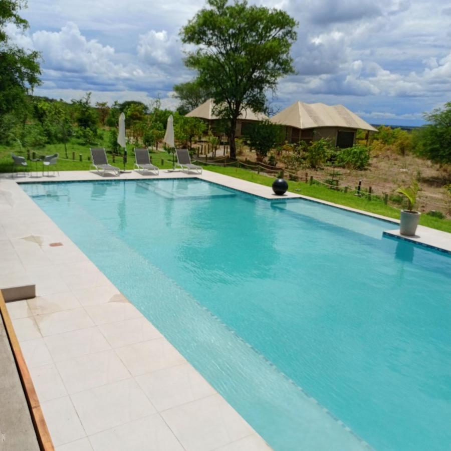 Xhabe Safari Lodge Chobe Muchenje 外观 照片