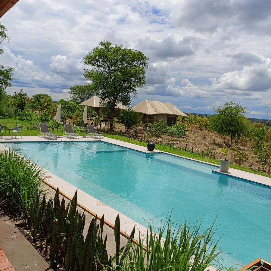 Xhabe Safari Lodge Chobe Muchenje 外观 照片
