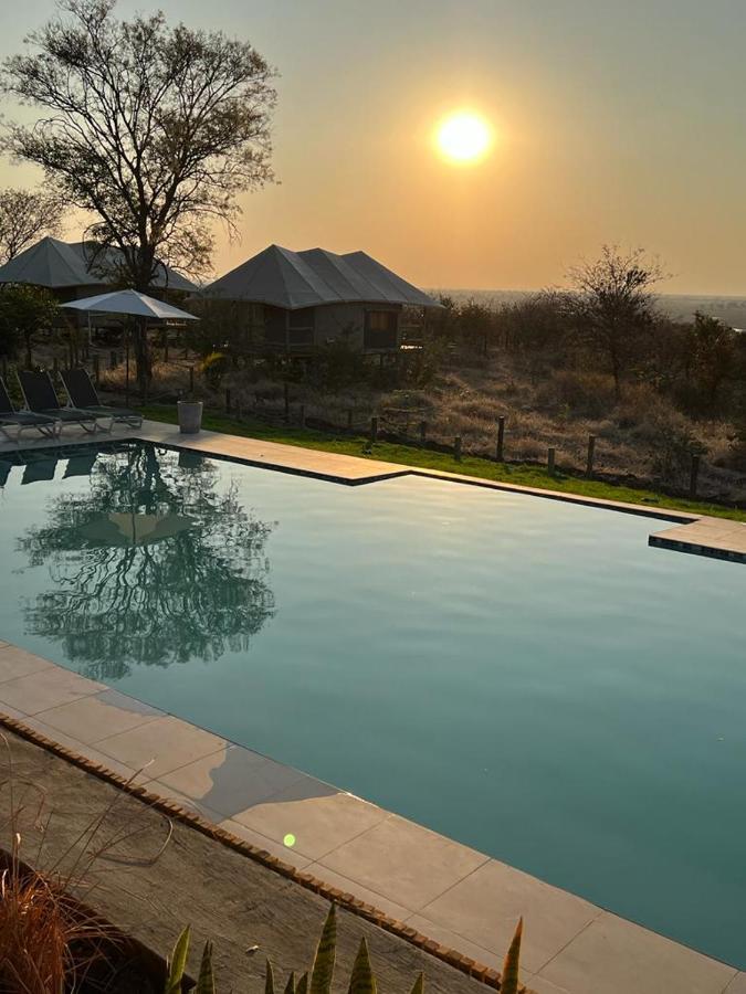 Xhabe Safari Lodge Chobe Muchenje 外观 照片