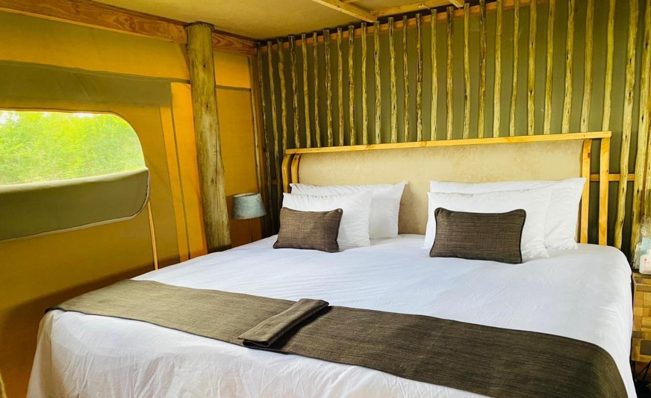 Xhabe Safari Lodge Chobe Muchenje 外观 照片